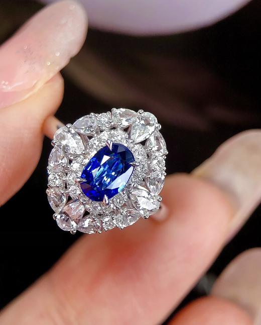 1.15ct 4.0g 蓝宝石戒指 商品图3