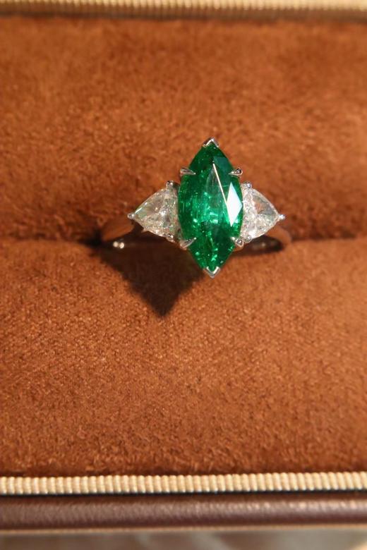 2.02ct 祖母绿戒指 商品图1