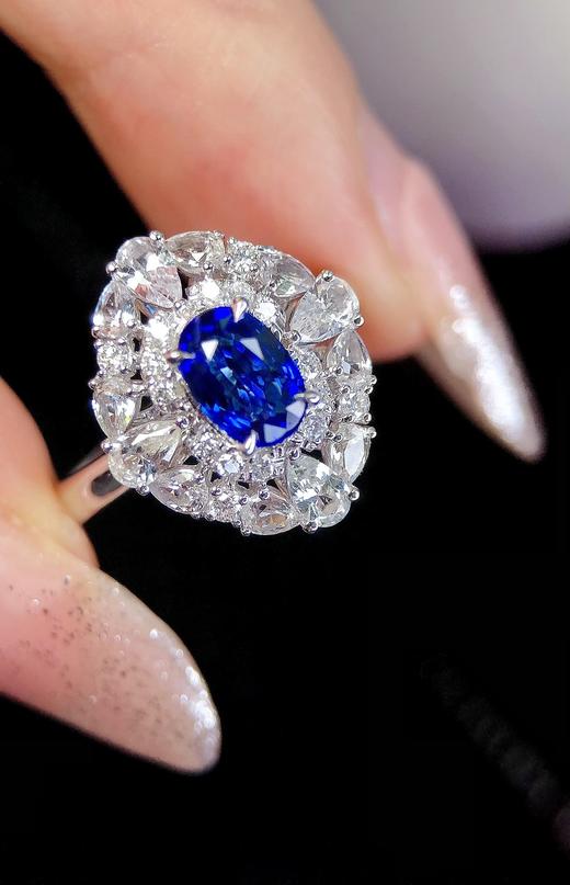 1.15ct 4.0g 蓝宝石戒指 商品图2