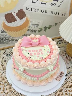 可爱风蝴蝶结蛋糕