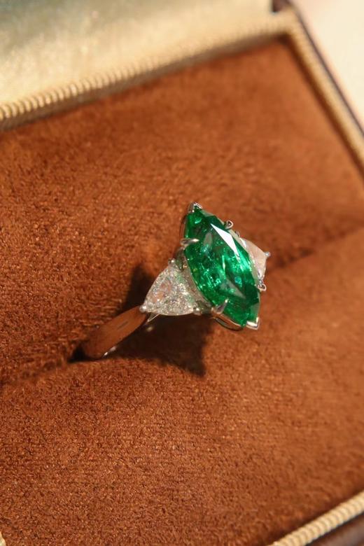 2.02ct 祖母绿戒指 商品图0