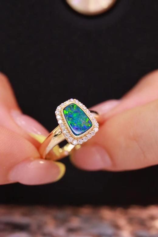 1.08ct 欧泊戒指 商品图1