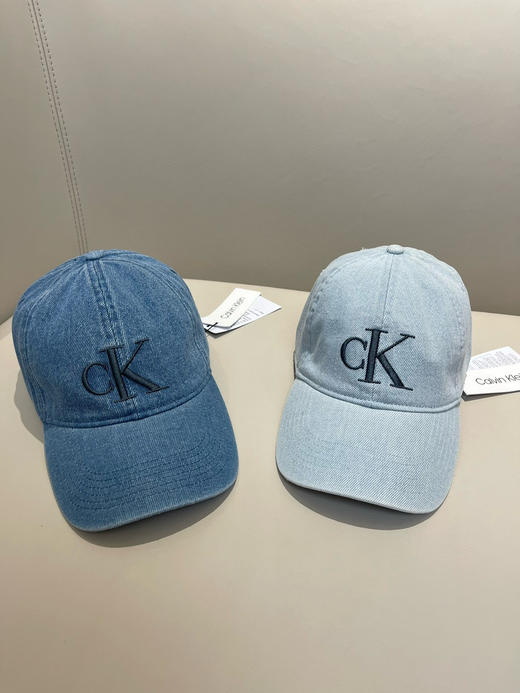 CK鸭舌帽 男女款 商品图1