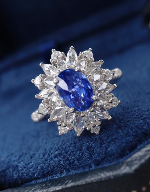 1.15ct 蓝宝石戒指 商品图1