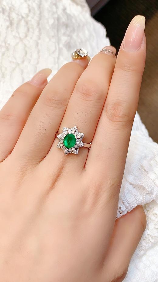 1.04ct 祖母绿戒指 商品图4