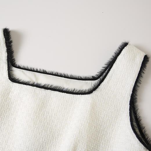 VIMAGE纬漫纪舒适弹力修身气质背心打底秋新款V2213807 商品图2