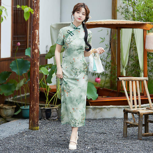 SYK-881新款香港女装旗袍年轻款妈妈旗袍三分袖女复古修身礼服旗袍 商品图1