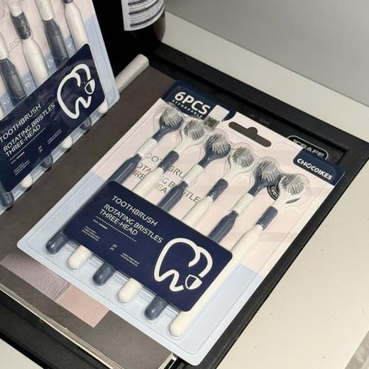 【家庭装12支】chocoikes 三面牙刷（4-710）拍下72小时发货 商品图7