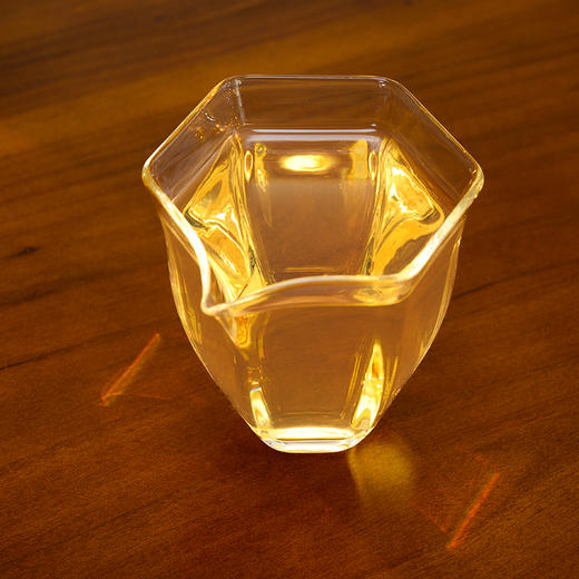 永德益-20年老白茶寿眉饼2005年手工寿眉2号饼（320克） 商品图3