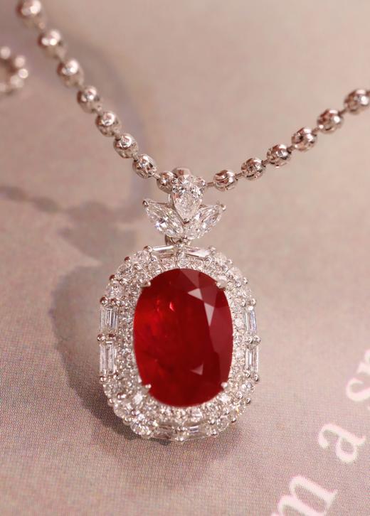 3.3ct 红宝石吊坠 商品图1