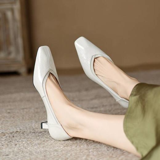 【预售5天】尖头中跟单鞋女夏软皮浅口通勤职业工作高跟鞋春秋款ASN&1872 商品图1