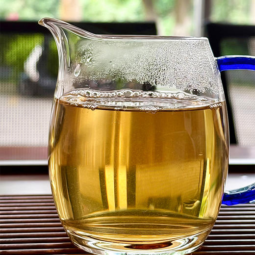 10月1日晚上20点【刮风寨】2021年古树纯料古寨春总茶师宣哥私藏老料“汤又厚又劲，气又野又足” 200g/饼 5饼/提 数量不多，先抢先得！！ 商品图2