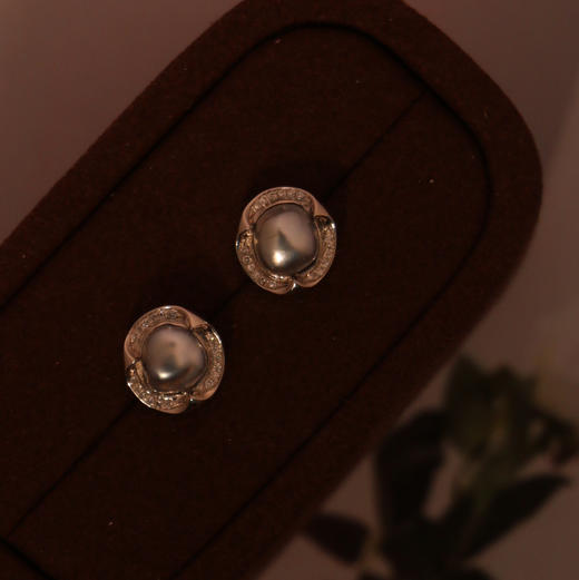 海水keshi 无核 钻石18k 镶嵌后大约 9-10mm 不大很精致 ji强光无暇 铂金灰 chao高级质感 商品图8