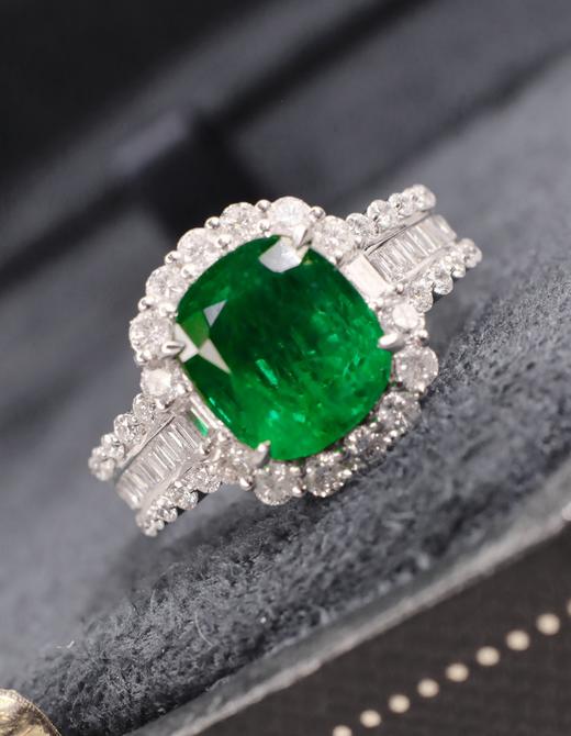 2.78ct 祖母绿戒指 商品图1