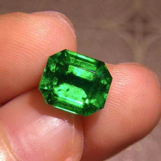 3.28ct 祖母绿裸石 商品图6