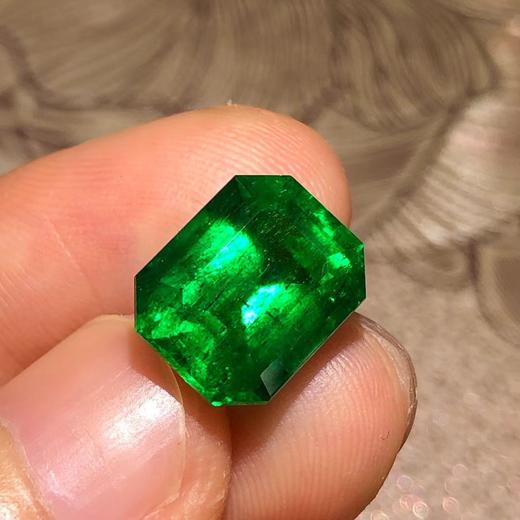 5.61ct 祖母绿裸石 商品图6