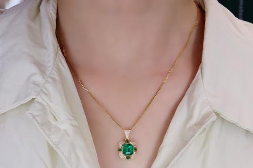 2.05ct 祖母绿吊坠 商品图4