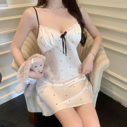 【纯欲风❗️性感甜美吊带睡裙】舒适到像裸穿，自带胸垫，免穿文胸内衣❗️睡衣女冰丝带胸垫印花丝绸新款家居服 商品图5