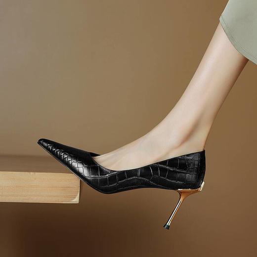 【预售5天】气质名媛风细跟单鞋，性感尖头浅口高跟鞋细跟女鞋ZF&24-160 商品图2