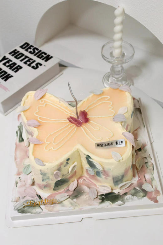 蝴蝶裱花蛋糕 商品图0