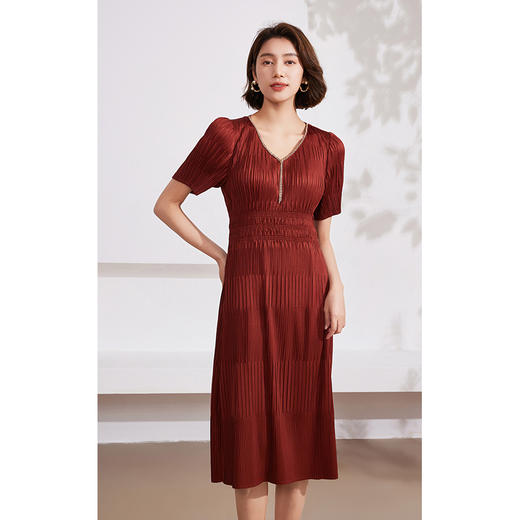 乔万尼新款连衣裙重工压褶设计收腰显瘦EM2E727 商品图2