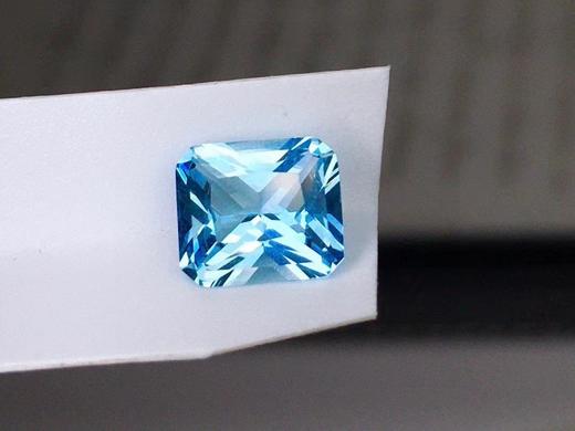 1.25ct 海蓝宝裸石 商品图1