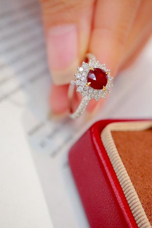 1.1ct 红宝石戒指 商品图0