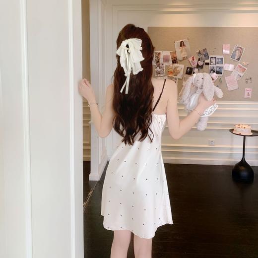【纯欲风❗️性感甜美吊带睡裙】舒适到像裸穿，自带胸垫，免穿文胸内衣❗️睡衣女冰丝带胸垫印花丝绸新款家居服 商品图4