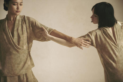 Cortana  花卉晕染ADA系扣真丝上衣 商品图6