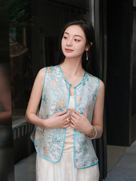 盛唐婧 |真丝宋锦金鱼闹彩蝶马甲