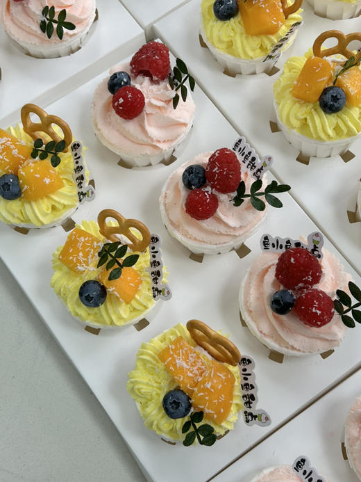 水果纸杯蛋糕 商品图3