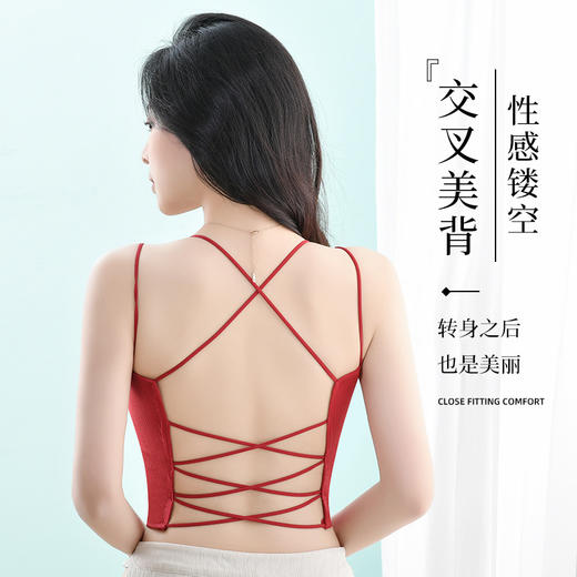 新款韩版无钢圈美背内衣女，内外兼修，交叉吊带背心防滑不勒身！性感镂空，抹胸聚拢防走光，无钢圈设计加持，舒适贴身，让你自信满满！ 商品图2