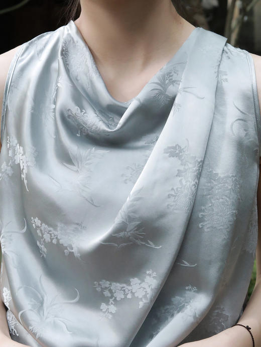 盛唐牡丹 |雪灰梅兰竹菊真丝荡领上衣 商品图8