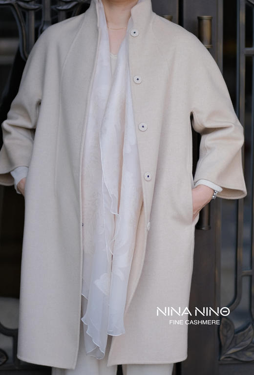 东方立领手工大衣 商品图1