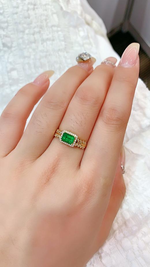 0.82ct 祖母绿戒指 商品图4