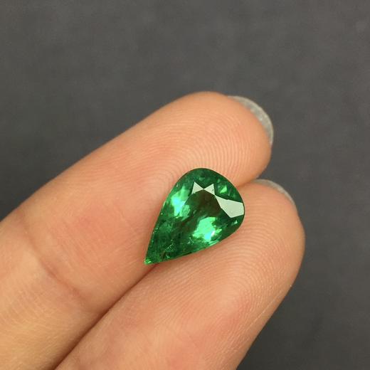 1.56ct 祖母绿裸石 商品图2