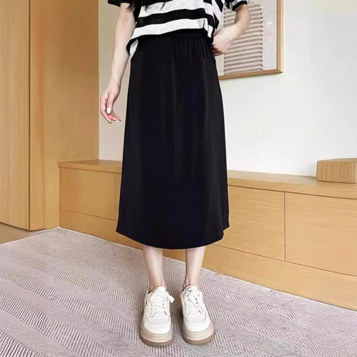 简约不简单 慵懒肌理纹 【八分开叉阔腿裙裤】环绕开叉裤腿设计 A字裙高腰版型 不挑身材 防走光裙裤 日常百搭 显瘦拉腿 遮肉时尚 商品图2