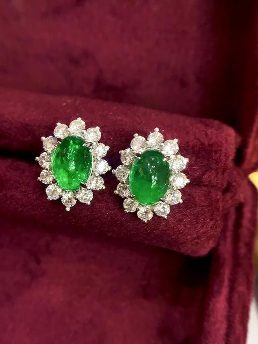 1.80ct 祖母绿耳钉 商品图1