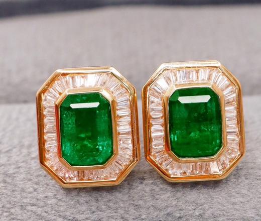 1.75ct 祖母绿耳钉 商品图2