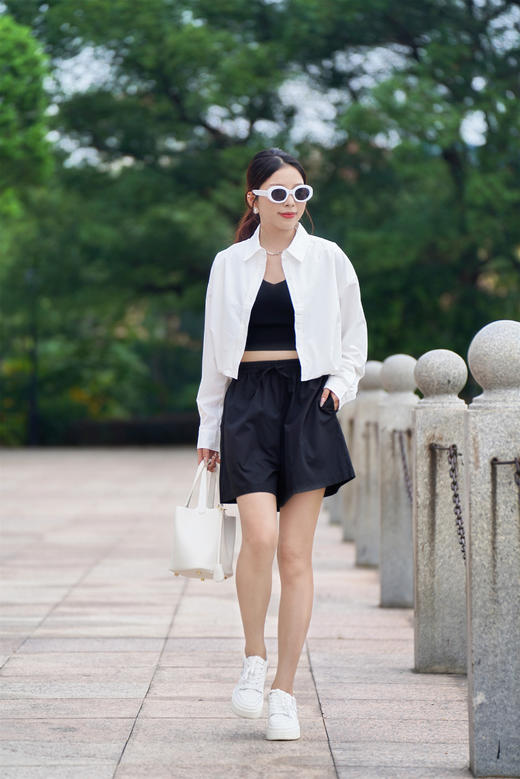 臣禾免烫花苞衬衫JZ243040175 商品图4