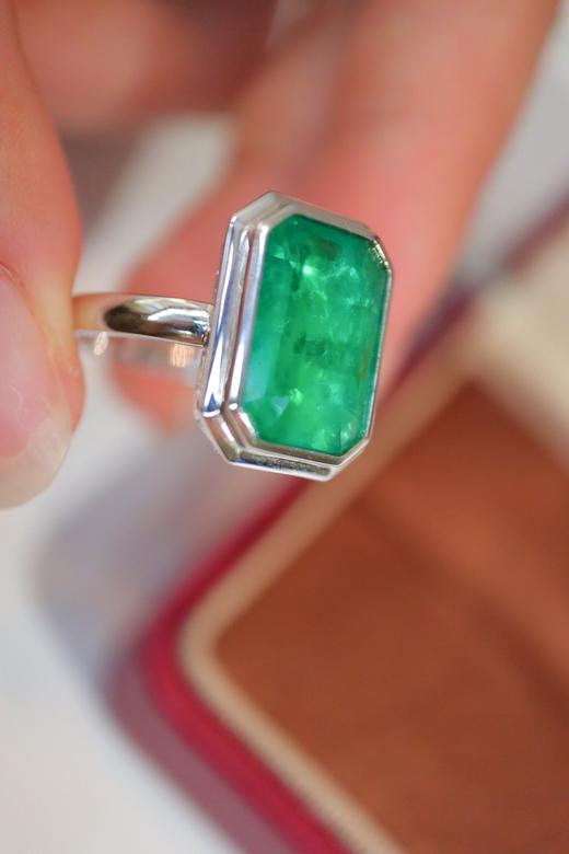 5.52ct 祖母绿戒指 商品图3