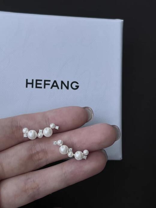 何F白月光珍珠耳钉 商品图2