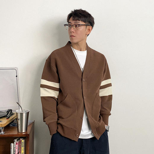 徐太浪美式高级感拼色V领夹克男秋季2024新款大码男装单排扣外套 商品图1