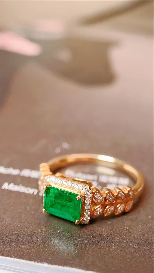 0.82ct 祖母绿戒指 商品图1