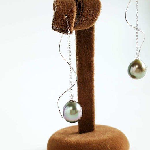 【天然正品】AU750白金镶天然10*11MM大溪地近无暇海水珍珠耳环100724NJS33 商品图2