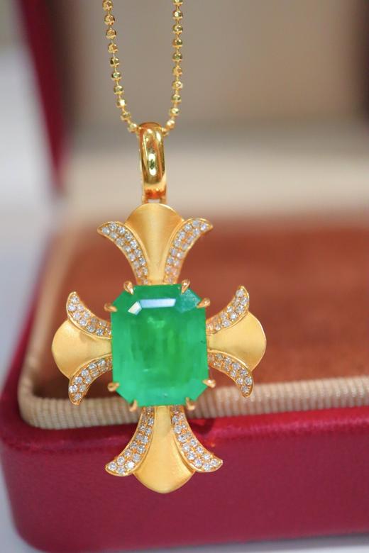 5.12ct 祖母绿吊坠 商品图0