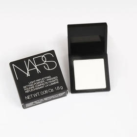 【中小样】NARS纳斯流光美肌轻透蜜粉饼1.8g