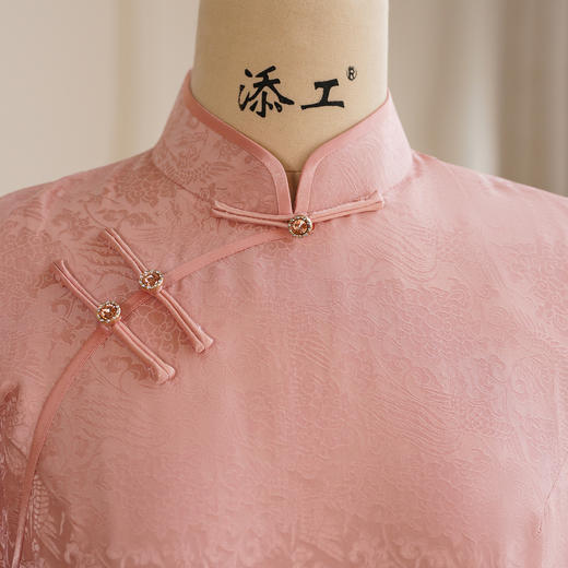 TZRY新款提花真丝改良旗袍时尚宴会手工钉珠高端真丝旗袍 商品图3