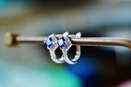 0.5ct 蓝宝石耳扣 商品图2