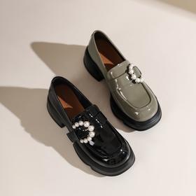 westory2024秋季新款时尚优雅单鞋珍珠饰扣水钻气质百搭平底乐福鞋女S24CM74721